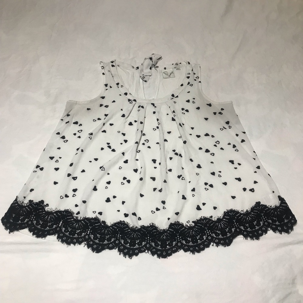 Janet Chung White and Black Hearts and Lace Keyhole Tank Top